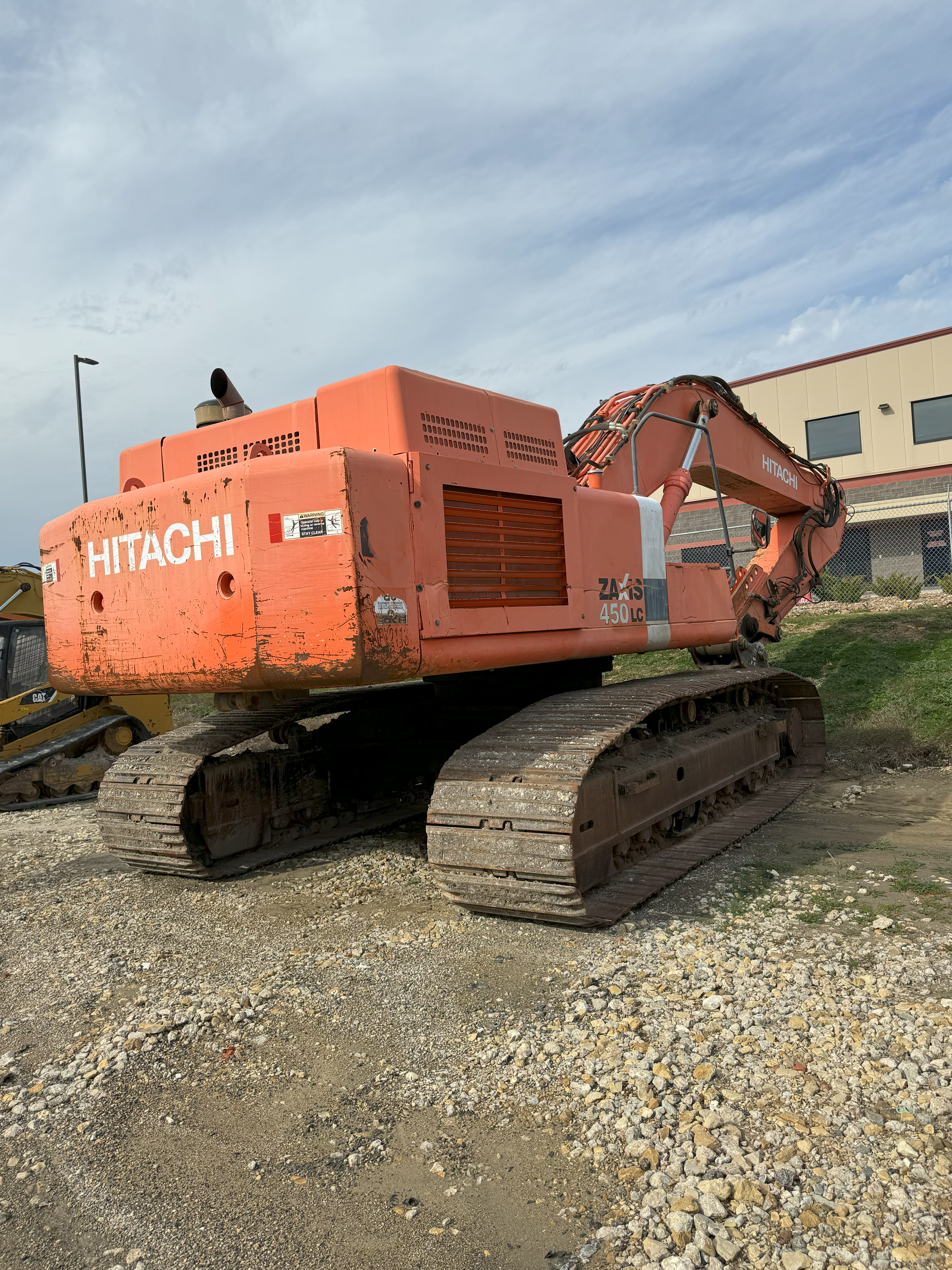 2006 Hitachi - ZX450LC Excavator photo 2