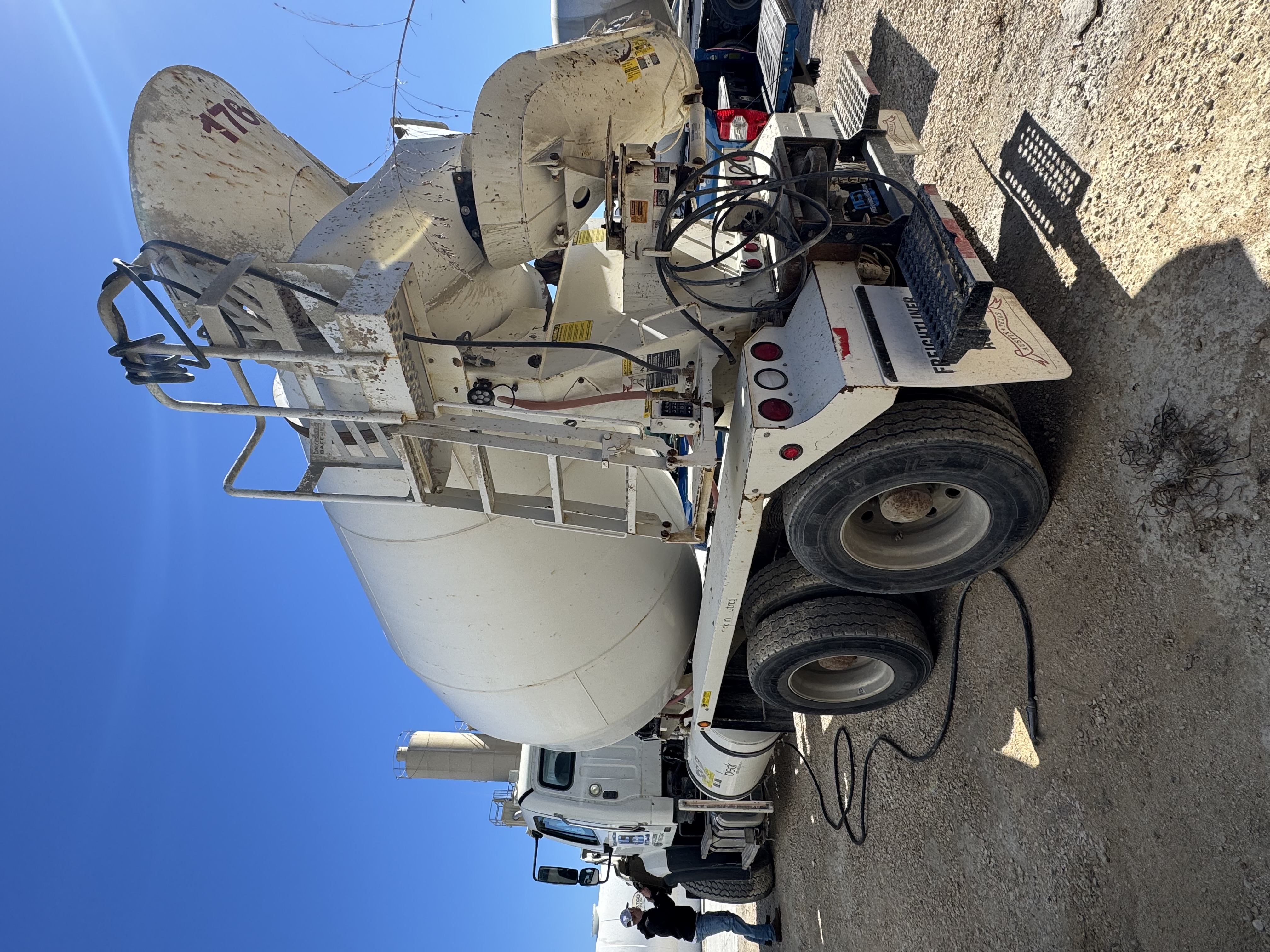 Unit 176 - 2017 Freightliner - Hours 13,315 - Miles 152,343 photo 2