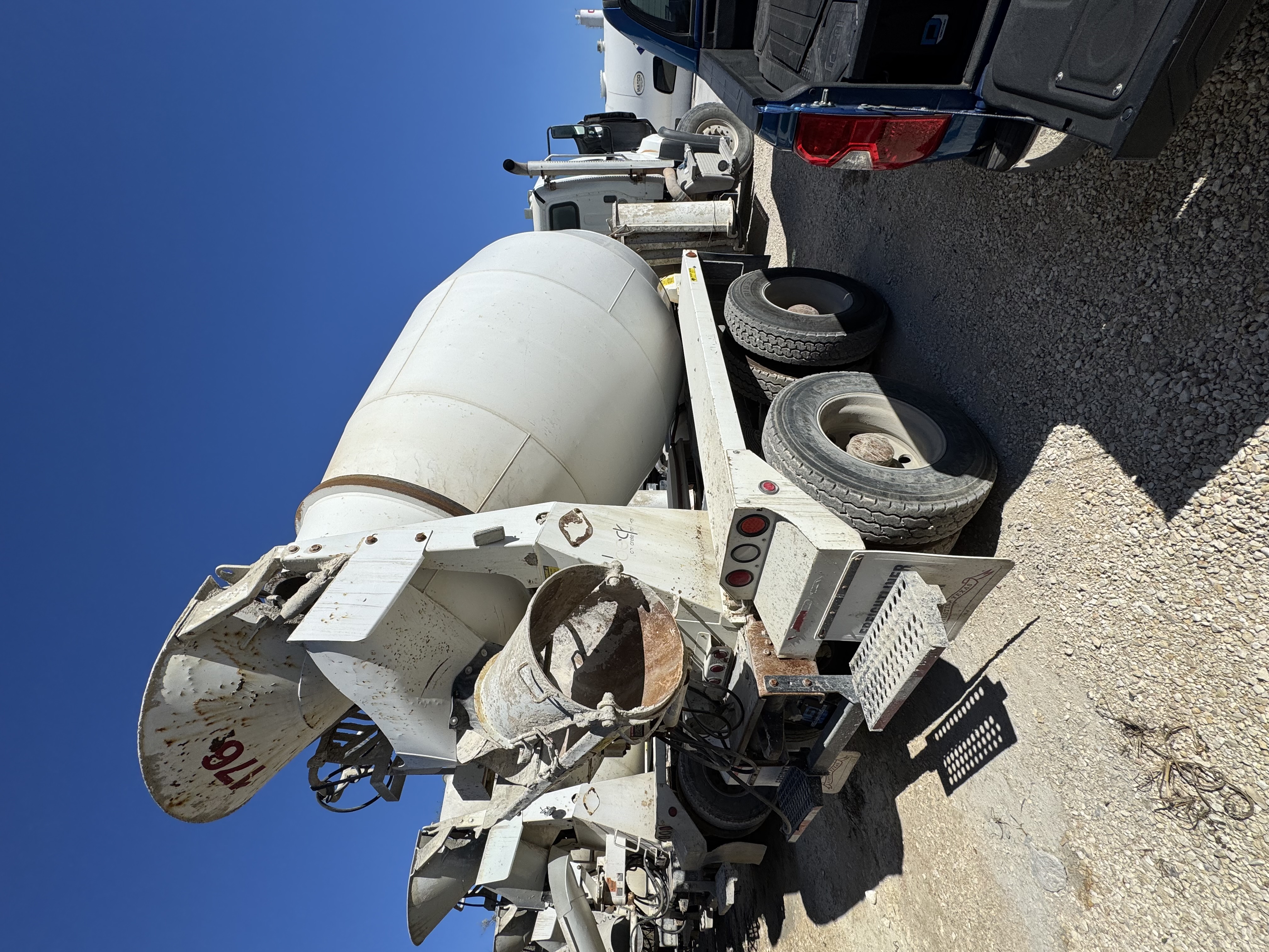 Unit 176 - 2017 Freightliner - Hours 13,315 - Miles 152,343 photo 3