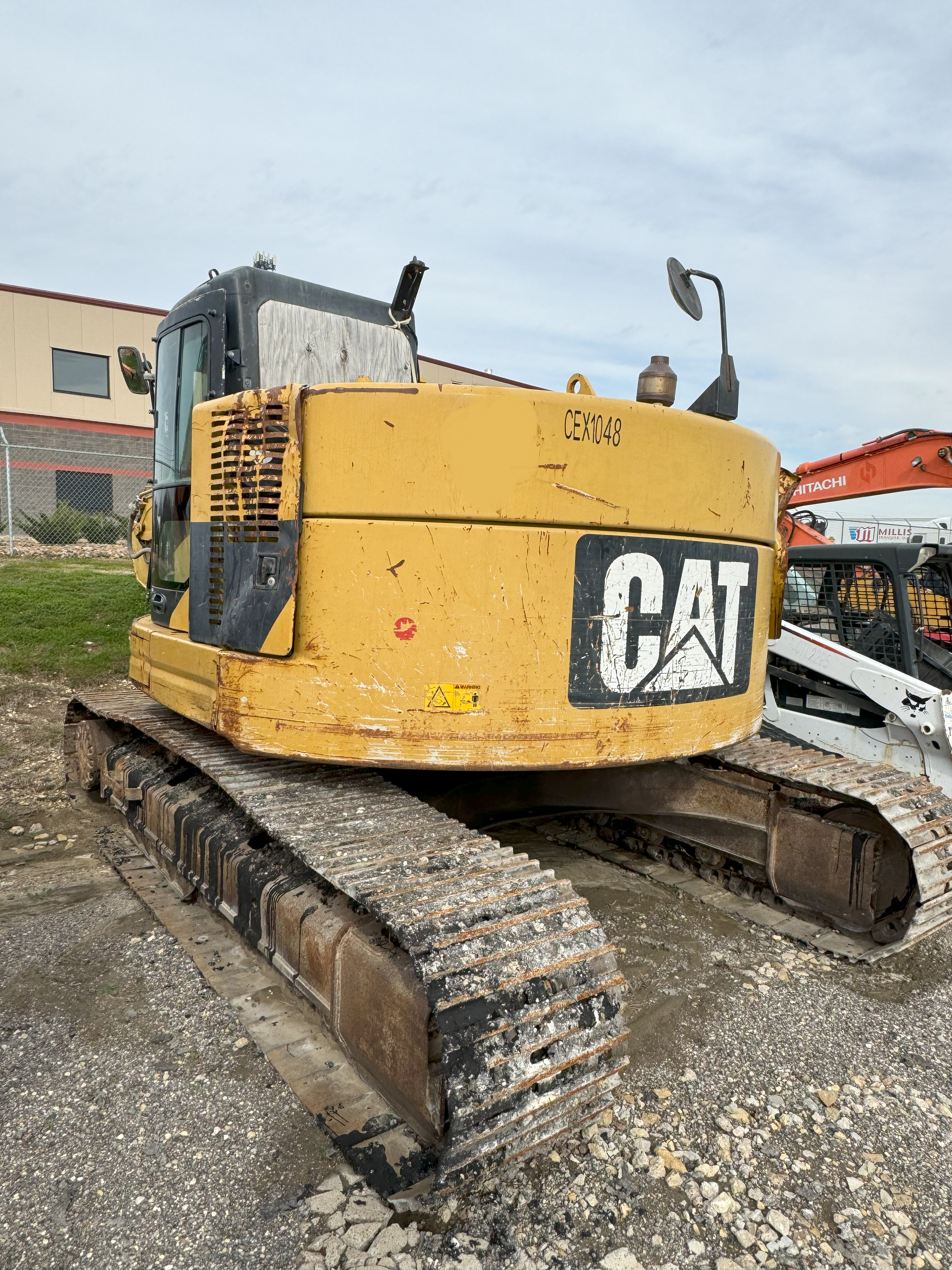 Cat 321D Excavator photo 2