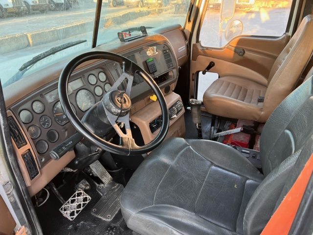 2006 Mack CT713 Rear Discharge Mixer Truck - Dallas, TX photo 3
