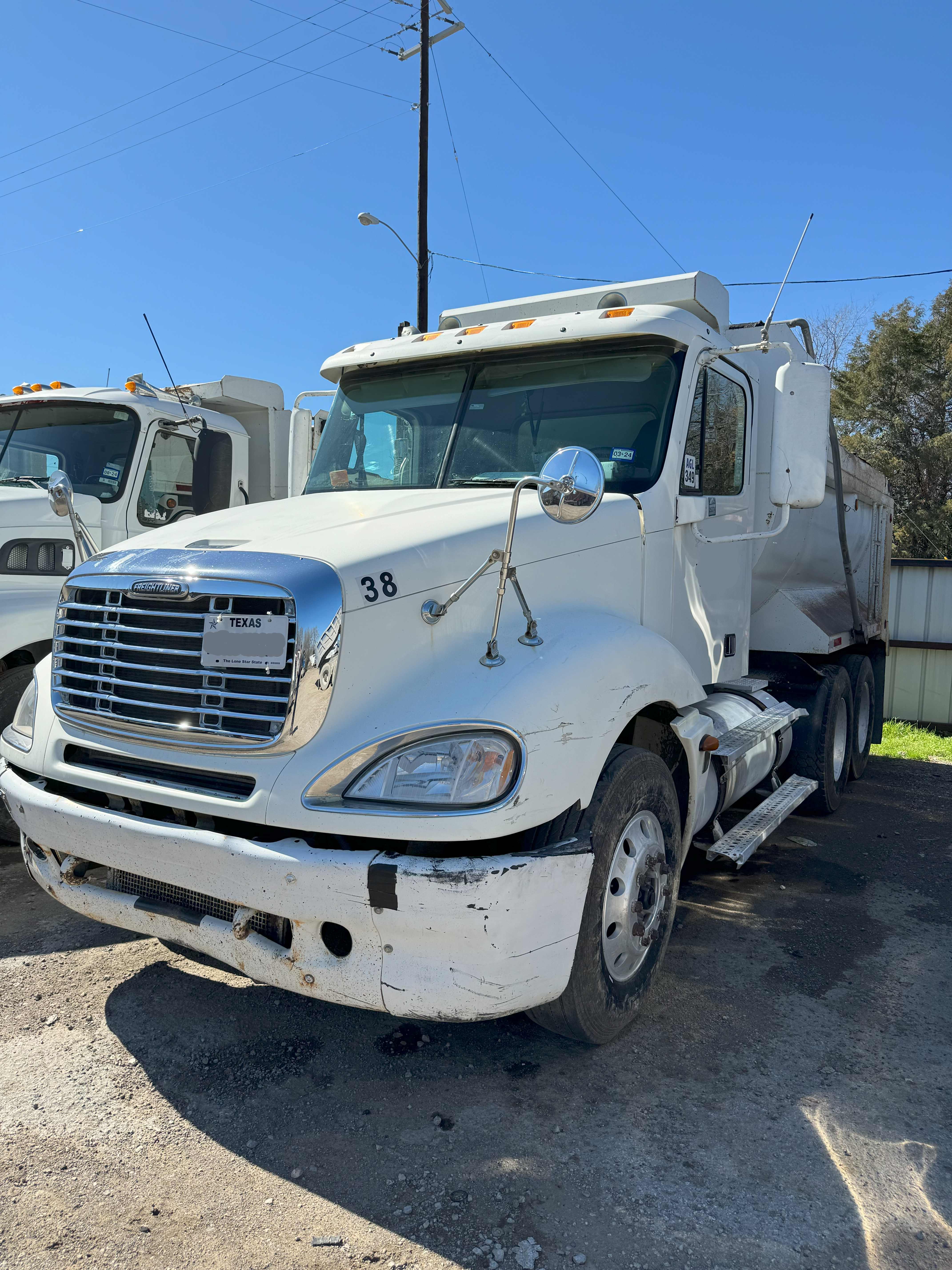 2005 Freightliner photo 5